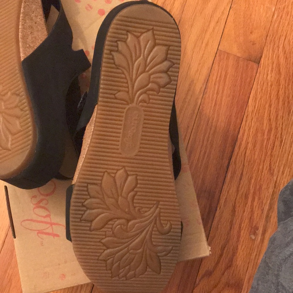 JESUS SANDALS - Picture 3 of 3